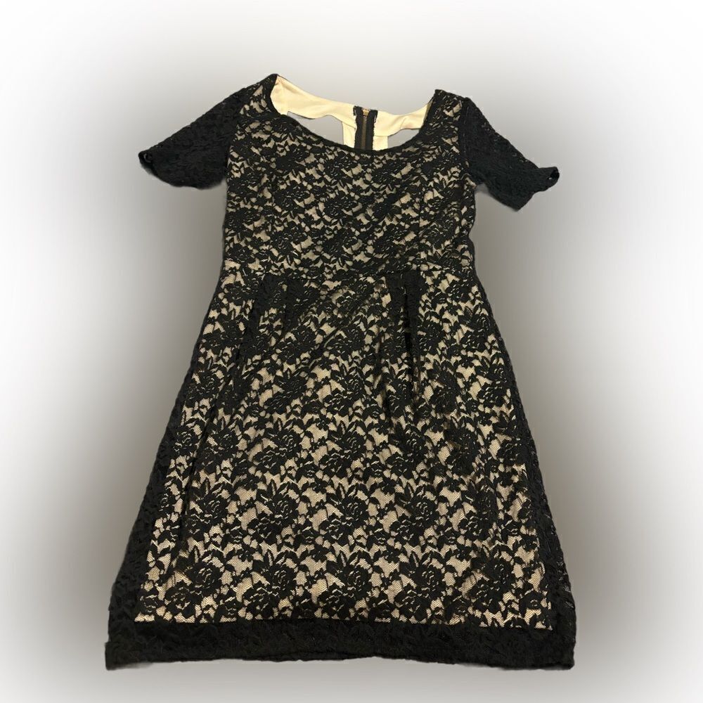 Moon Collection Lace Dress - Picture 1 of 3